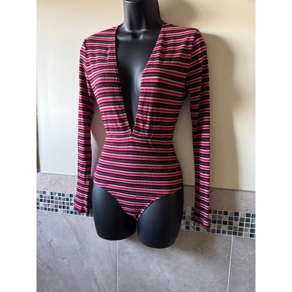 Reformation Pink Purple Multi Stripe V-neck bodysuit SZ S Pre-owned